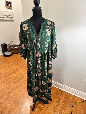 Fig + Flower Floral Maxi Dress Green & Pink - Perfect for Fall - Size L